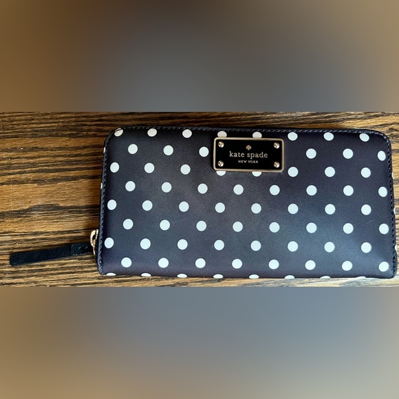 kate spade Handbags - *Host Pick!* Kate Spade Vintage Black and White Polka Dot Zippered Clutch